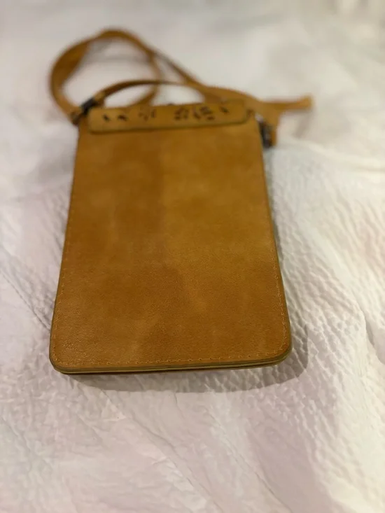 Mustard Yellow Laser-Cut Leather Crossbody Bag - Women - Picture 5 of 12